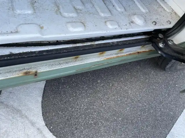 スズキ エブリイ PA 大阪府 2011(平23)年 14.5万km 緑Ⅱ (株)IDOMが運営する【じしゃロン東大阪店】の自社ローン対象車両になります。こちらは現金ご利用時の価格です。自社ローンご希望の方は別途その旨お申付け下さい。/フレンチバス仕様/異色全塗装車/ハイルーフ/社外メモリーナビ【AVIC-RZ03】/フルセグテレビ/ETC/社外キーレス/革調シートカバー/純正ゴムマット/社外フロアマット/ウッド調社外ハンドル/ドアバイザー