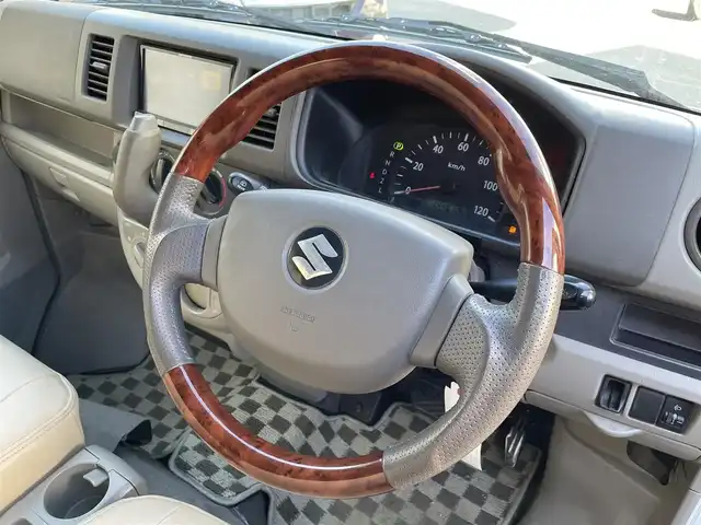 スズキ エブリイ PA 大阪府 2011(平23)年 14.5万km 緑Ⅱ (株)IDOMが運営する【じしゃロン東大阪店】の自社ローン対象車両になります。こちらは現金ご利用時の価格です。自社ローンご希望の方は別途その旨お申付け下さい。/フレンチバス仕様/異色全塗装車/ハイルーフ/社外メモリーナビ【AVIC-RZ03】/フルセグテレビ/ETC/社外キーレス/革調シートカバー/純正ゴムマット/社外フロアマット/ウッド調社外ハンドル/ドアバイザー