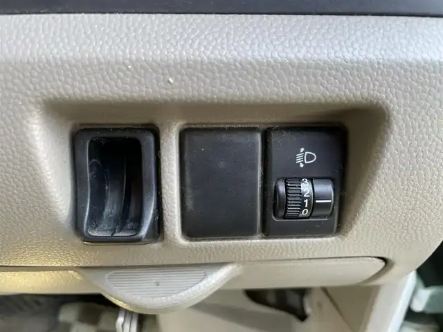 スズキ エブリイ PA 大阪府 2011(平23)年 14.5万km 緑Ⅱ (株)IDOMが運営する【じしゃロン東大阪店】の自社ローン対象車両になります。こちらは現金ご利用時の価格です。自社ローンご希望の方は別途その旨お申付け下さい。/フレンチバス仕様/異色全塗装車/ハイルーフ/社外メモリーナビ【AVIC-RZ03】/フルセグテレビ/ETC/社外キーレス/革調シートカバー/純正ゴムマット/社外フロアマット/ウッド調社外ハンドル/ドアバイザー