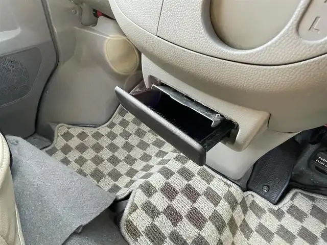 スズキ エブリイ PA 大阪府 2011(平23)年 14.5万km 緑Ⅱ (株)IDOMが運営する【じしゃロン東大阪店】の自社ローン対象車両になります。こちらは現金ご利用時の価格です。自社ローンご希望の方は別途その旨お申付け下さい。/フレンチバス仕様/異色全塗装車/ハイルーフ/社外メモリーナビ【AVIC-RZ03】/フルセグテレビ/ETC/社外キーレス/革調シートカバー/純正ゴムマット/社外フロアマット/ウッド調社外ハンドル/ドアバイザー