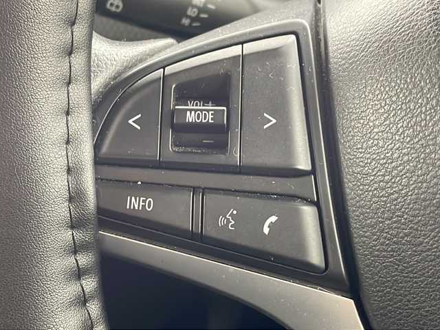 スズキ ハスラー HYBRID G 兵庫県 2020(令2)年 4.2万km ブリスクブルーメタリック/ホワイト2トーンルーフ ・デュアルカメラブレーキサポート/・誤発進抑制機能/・後退時ブレーキサポート/・後方誤発進抑制機能/・リヤパーキングセンサー/・車線逸脱警報/・車線逸脱抑制/・ふらつき警報/・先行車発進お知らせ/・メーカーオプション9インチナビ＆TV＆BT＆USB＆DVD/・全方位モニター/・ETC/・社外前後ドライブレコーダー/・社外フロアマット/・社外レーダー/・ステアリングリモコン/・スマートキー/・プッシュスタート/・スペアキー/・LEDライト/・オートライト/・ドアバイザー/・前席シートヒーター/・アイドリングストップ