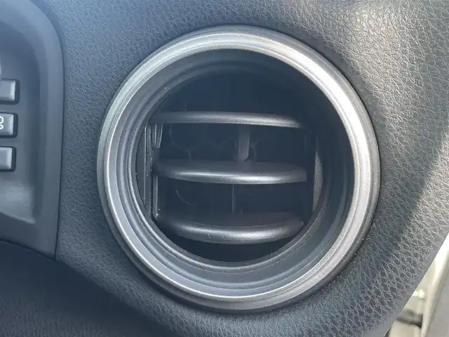 トヨタ ８６ GT 群馬県 2018(平30)年 5.7万km クリスタルホワイトパール 純正メモリナビゲーション/（CD/DVD/SD/BT/フルセグTV）/バックカメラ/ETC/クルーズコントロール/ステアリングスイッチ/プッシュスタート/LEDヘッドライト/フォグライト/オートライト/電格ミラー/ドアバイザー/純正フロアマット/純正17インチアルミホイール