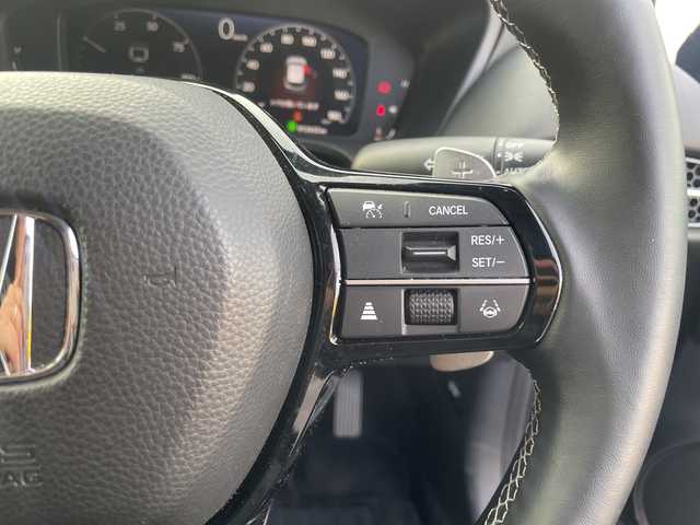 ホンダ ＺＲ－Ｖ ハイブリッド e:HEV X 三重県 2024(令6)年 1.3万km クリスタルブラックパール 登録時走行距離　１２６３２ｋｍ/禁煙/ワンオーナー/純正ナビ/AM/FM/TV/Bluetooth/USB/ワイヤレス充電/前後ドラレコ/電動パーキング/ブレーキホールド/全方位カメラ/前後コーナーセンサー/衝突軽減システム/レーンキープアシスト/先行者発進/BSM/RSA/レーダークルコン/パドルシフト/ステアリングスイッチ/ビルトインETC/パワーバックドア/パワーウィンドウ/AUTOライト/AUTOハイビーム/LED/プッシュスタート/スマートキー/純正ドアバイザー/純正フロアマット/スペアキー/USB充電/SOSスイッチ