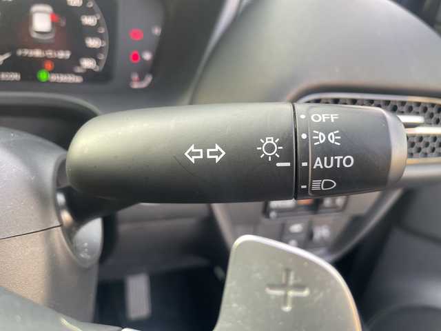 ホンダ ＺＲ－Ｖ ハイブリッド e:HEV X 三重県 2024(令6)年 1.3万km クリスタルブラックパール 登録時走行距離　１２６３２ｋｍ/禁煙/ワンオーナー/純正ナビ/AM/FM/TV/Bluetooth/USB/ワイヤレス充電/前後ドラレコ/電動パーキング/ブレーキホールド/全方位カメラ/前後コーナーセンサー/衝突軽減システム/レーンキープアシスト/先行者発進/BSM/RSA/レーダークルコン/パドルシフト/ステアリングスイッチ/ビルトインETC/パワーバックドア/パワーウィンドウ/AUTOライト/AUTOハイビーム/LED/プッシュスタート/スマートキー/純正ドアバイザー/純正フロアマット/スペアキー/USB充電/SOSスイッチ