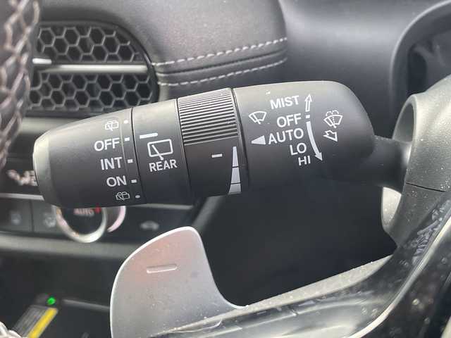 ホンダ ＺＲ－Ｖ ハイブリッド e:HEV X 三重県 2024(令6)年 1.3万km クリスタルブラックパール 登録時走行距離　１２６３２ｋｍ/禁煙/ワンオーナー/純正ナビ/AM/FM/TV/Bluetooth/USB/ワイヤレス充電/前後ドラレコ/電動パーキング/ブレーキホールド/全方位カメラ/前後コーナーセンサー/衝突軽減システム/レーンキープアシスト/先行者発進/BSM/RSA/レーダークルコン/パドルシフト/ステアリングスイッチ/ビルトインETC/パワーバックドア/パワーウィンドウ/AUTOライト/AUTOハイビーム/LED/プッシュスタート/スマートキー/純正ドアバイザー/純正フロアマット/スペアキー/USB充電/SOSスイッチ