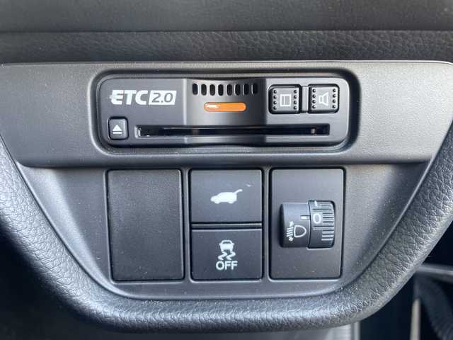 ホンダ ＺＲ－Ｖ ハイブリッド e:HEV X 三重県 2024(令6)年 1.3万km クリスタルブラックパール 登録時走行距離　１２６３２ｋｍ/禁煙/ワンオーナー/純正ナビ/AM/FM/TV/Bluetooth/USB/ワイヤレス充電/前後ドラレコ/電動パーキング/ブレーキホールド/全方位カメラ/前後コーナーセンサー/衝突軽減システム/レーンキープアシスト/先行者発進/BSM/RSA/レーダークルコン/パドルシフト/ステアリングスイッチ/ビルトインETC/パワーバックドア/パワーウィンドウ/AUTOライト/AUTOハイビーム/LED/プッシュスタート/スマートキー/純正ドアバイザー/純正フロアマット/スペアキー/USB充電/SOSスイッチ