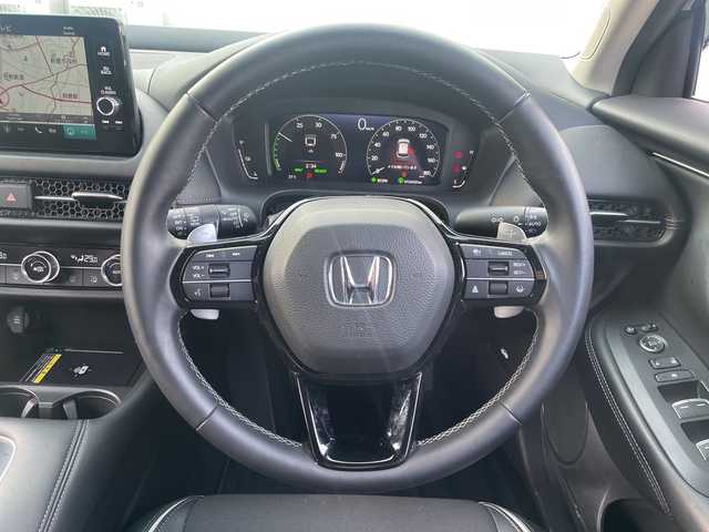 ホンダ ＺＲ－Ｖ ハイブリッド e:HEV X 三重県 2024(令6)年 1.3万km クリスタルブラックパール 登録時走行距離　１２６３２ｋｍ/禁煙/ワンオーナー/純正ナビ/AM/FM/TV/Bluetooth/USB/ワイヤレス充電/前後ドラレコ/電動パーキング/ブレーキホールド/全方位カメラ/前後コーナーセンサー/衝突軽減システム/レーンキープアシスト/先行者発進/BSM/RSA/レーダークルコン/パドルシフト/ステアリングスイッチ/ビルトインETC/パワーバックドア/パワーウィンドウ/AUTOライト/AUTOハイビーム/LED/プッシュスタート/スマートキー/純正ドアバイザー/純正フロアマット/スペアキー/USB充電/SOSスイッチ