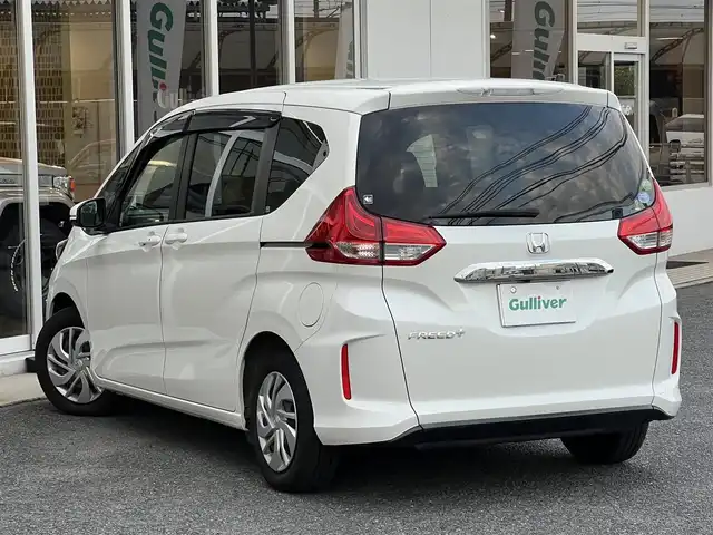 ホンダ フリード＋ G 山口県 2017(平29)年 3.6万km ホワイトオーキッドパール 純正メモリーナビ/フルセグTV/バックカメラ/両側パワースライドドア /オートライト/ウィンカーミラー/純正フロアマット/純正ドアバイザー/純正LEDヘッドライト/エンジンプッシュスタート/ビルトインETC