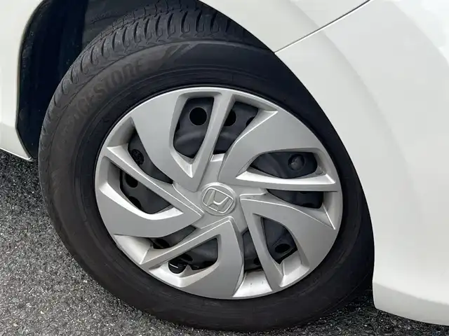 ホンダ フリード＋ G 山口県 2017(平29)年 3.6万km ホワイトオーキッドパール 純正メモリーナビ/フルセグTV/バックカメラ/両側パワースライドドア /オートライト/ウィンカーミラー/純正フロアマット/純正ドアバイザー/純正LEDヘッドライト/エンジンプッシュスタート/ビルトインETC