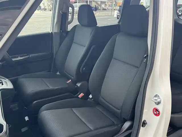 ホンダ フリード＋ G 山口県 2017(平29)年 3.6万km ホワイトオーキッドパール 純正メモリーナビ/フルセグTV/バックカメラ/両側パワースライドドア /オートライト/ウィンカーミラー/純正フロアマット/純正ドアバイザー/純正LEDヘッドライト/エンジンプッシュスタート/ビルトインETC