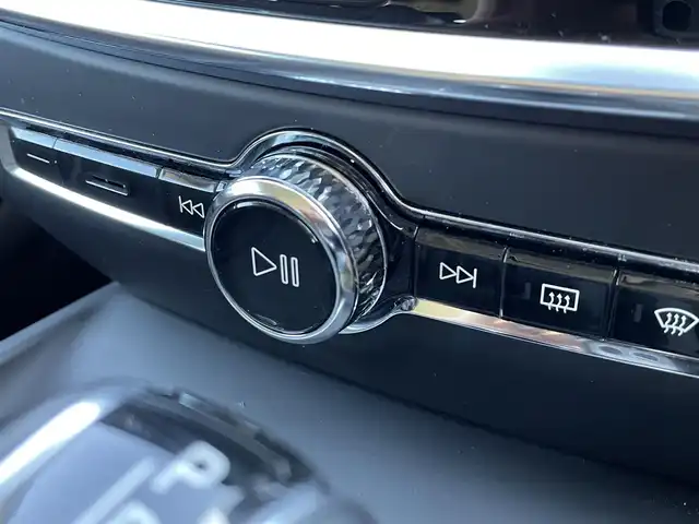 ボルボ Ｖ６０ T5 インスクリプション 東京都 2018(平30)年 2.5万km ワイン 純正ナビ/360°カメラ/レザーシート/ETC2.0/衝突軽減ブレーキ/アダプティブクルーズコントロール/純正17インチアルミホイール/フルセグTV/ドライブレコーダー/シートヒーター/スマートキー/プッシュスタート