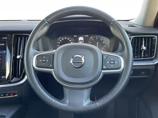 ボルボ Ｖ６０ T5 インスクリプション 東京都 2018(平30)年 2.5万km ワイン 純正ナビ/360°カメラ/レザーシート/ETC2.0/衝突軽減ブレーキ/アダプティブクルーズコントロール/純正17インチアルミホイール/フルセグTV/ドライブレコーダー/シートヒーター/スマートキー/プッシュスタート