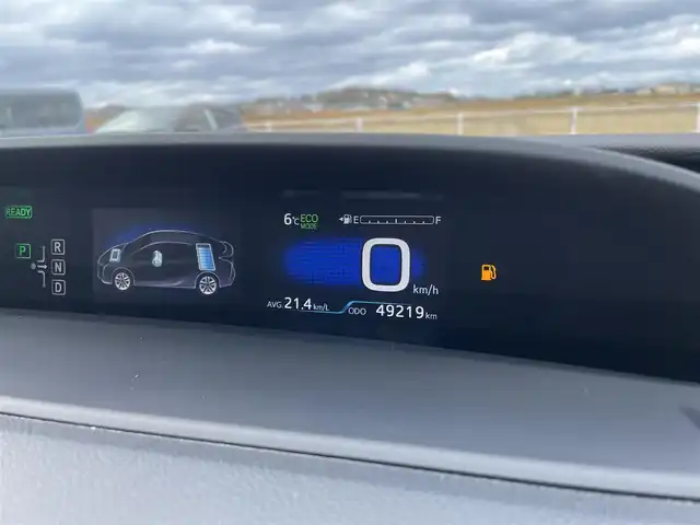 トヨタ プリウス A プレミアム　ツーリングセレ 鳥取県 2016(平28)年 5万km ホワイトパールクリスタルシャイン アルパイン９型ナビ／フルセグ／ＤＶＤ／ＣＤ／ＢＴ/バックカメラ/トヨタセーフテセンス/レーダークルーズコントロール/レーンキープアシスト/ヘットアップディスプレイ・ＢＳＭ/黒レザーシート/前席シートヒーター/運転席パワーシート/LEDヘットライト/LEDフォグランプ/純正１７インチアルミホイール/純正OPブラックホイールキャップ/プッシュスタート/フロアマット/ドアバイザー