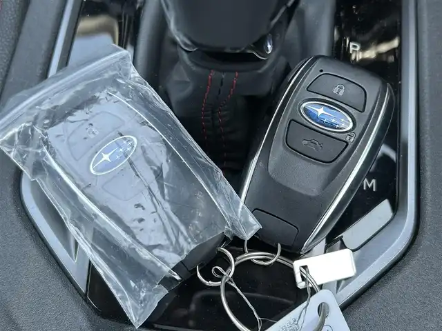 スバル インプレッサ スポーツ STI スポーツ 島根県 2021(令3)年 1.7万km セラミックホワイト 純正8インチナビ/CD/DVD/DTV/Bluetooth/バックカメラ/レーダークルーズコントロール/コーナーセンサー/ステアリングスイッチ/パワーシート/メモリーシート /アイドリングストップ/純正アルミホイール付きサマータイヤ積込/STIフロントスポイラー/STIルーフスポイラー/スマートキー/スペアキー /プッシュスタート /純正フロアマット/ドアバイザー/ETC