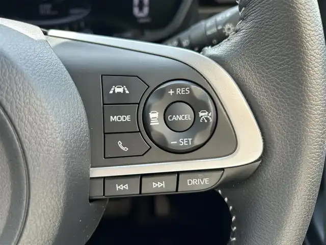 トヨタ ライズ Z 和歌山県 2024(令6)年 0.7万km ナチュラルベージュマイカM ディスプレイオーディオ/AppleCarPlay/AndroidAuto/フルセグTV/全方位カメラ/衝突被害軽減ブレーキ/ブラインドスポットモニター/レーンキープアシスト/レーダークルーズコントロール/横滑り防止/オートライト/前後コーナーセンサー/前後ドラレコ/ビルトインETC/前席シートヒーター/ステアリングリモコン/ドアバイザー/LEDヘッドライト/フロントフォグランプ/リアフォグランプ/プッシュスタート