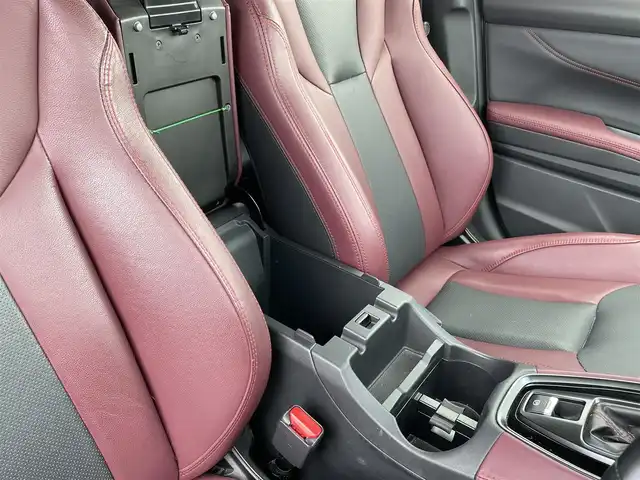 スバル レヴォーグ 1．8STIスポーツ EX 佐賀県 2020(令2)年 4万km WRブルーパール ワンオーナー/本革シート/11.6インチセンターインフォメーションディスプレイ/・フルセグTV/AM/FM/USB/Bluetooth/AppleCarPlay/AndroidAuto/バック/サイドカメラ/前方ドライブレコーダー/ビルトインETC/パワーリアゲ―ト/電動パーキングブレーキ/オートビーグルホールド/リバース連動ドアミラー/D＋N席パワーシート（D席メモリー機能付）/全席シートヒーター/パドルシフト/革巻きステアリング/ステアリングリモコン/純正18インチアルミホイール/純正LEDヘッドライト/純正LEDフォグライト/リアフォグライト/純正ドアバイザ―/新車時保証書/取扱説明書/スペアキー１本/スバルアイサイト/・全車速追従機能付クルーズコントロール/・ステアリング連動ヘッドランプ/・プリクラッシュブレーキ/・車線逸脱防止機能/・スバルリアビークルディテクション/・クリアランスソナー