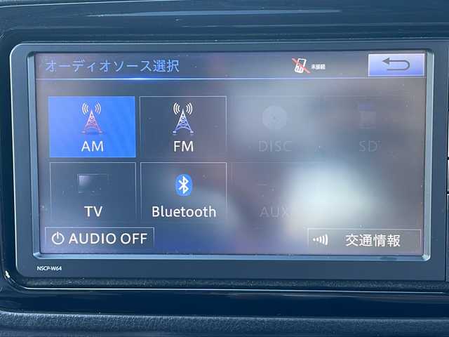 トヨタ ヴィッツ F LEDエディション 道北・旭川 2016(平28)年 8.3万km ブラックマイカ ・4WD/・禁煙車/・純正SDナビ　NSCP-W64/BT/CD/TV/AUX/・バックカメラ/・4WDオートモードスイッチ/・LEDヘッドライト/・トラクションコントロールシステム/・プライバシーガラス/・ETC/・ドアバイザー/・電動格納ミラー/・純正フロアマット/・保証書/・取扱説明書
