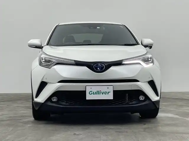 トヨタ Ｃ－ＨＲ G 群馬県 2018(平30)年 5万km ホワイトパールクリスタルシャイン 社外ナビ　Ｂカメラ　衝突軽減　レーダークルコン　コーナーセンサー　レーンキープ　ブラインドスポットモニター　横滑り防止　オートハイビーム　ＬＥＤ　ドラレコ　ＥＴＣ　シートヒーター　純正１８ＡＷ　禁煙車