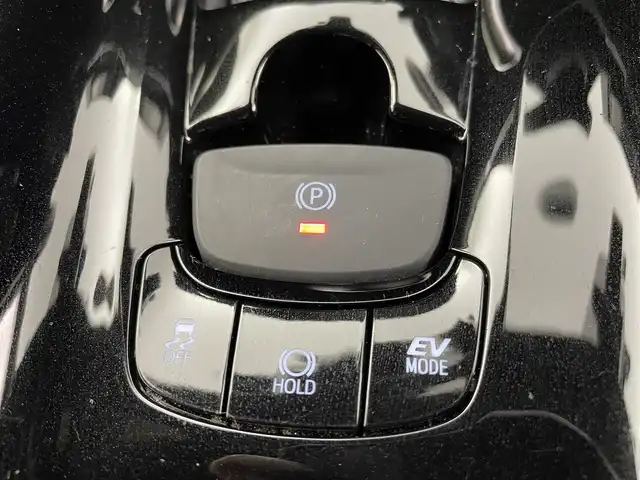 トヨタ Ｃ－ＨＲ G 群馬県 2018(平30)年 5万km ホワイトパールクリスタルシャイン 社外ナビ　Ｂカメラ　衝突軽減　レーダークルコン　コーナーセンサー　レーンキープ　ブラインドスポットモニター　横滑り防止　オートハイビーム　ＬＥＤ　ドラレコ　ＥＴＣ　シートヒーター　純正１８ＡＷ　禁煙車