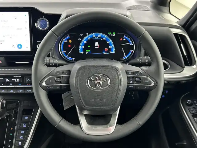 トヨタ ノア ハイブリッド S－Z 愛知県 2022(令4)年 3.9万km アティチュードブラックマイカ 禁煙車/純正10.5インチナビ/（CD/DVD/フルセグTV/Bluetooth/USB)/バックカメラ/純正フリップダウンモニター/AC100V電源/トヨタセーフティセンス/・プリクラッシュセーフティ/・レーントレーシングアシスト/・レーダークルーズコントロール/・アダプティブハイビームシステム/・ロードサインアシスト/・プロアクティブドライビングアシスト/・発進遅れ告知機能/・フロントクロストラフィックアラート/・レーンチェンジアシスト/ETC２．０/ドライブレコーダー/オットマン/ハーフレザーシート/前席シートヒーター/両側パワースライドドア/純正17インチアルミホイール/スマートキー/プッシュスタート/LEDヘッドライト/純正フロアマット