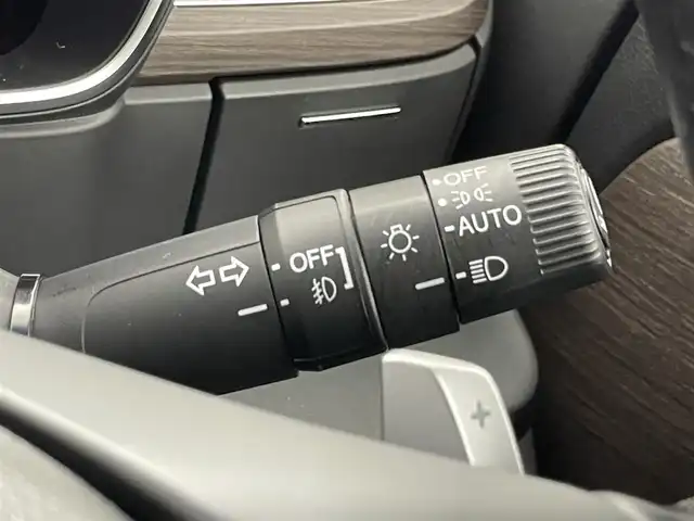 ホンダ オデッセイ アブソルート EX 埼玉県 2020(令2)年 3.1万km プラチナホワイトパール 純正１０インチナビ　マルチビューカメラ　ＢＳＭ　黒レザーシート　ビルトインＥＴＣ２．０　前後ドライブレコーダー　ホンダセンシング　アダクティブクルーズコントロール　シートヒーター　オートライト　ＬＥＤ