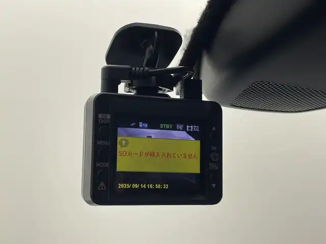 ホンダ オデッセイ アブソルート EX 埼玉県 2020(令2)年 3.1万km プラチナホワイトパール 純正１０インチナビ　マルチビューカメラ　ＢＳＭ　黒レザーシート　ビルトインＥＴＣ２．０　前後ドライブレコーダー　ホンダセンシング　アダクティブクルーズコントロール　シートヒーター　オートライト　ＬＥＤ