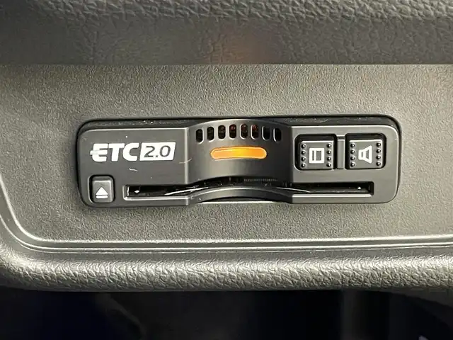 ホンダ オデッセイ アブソルート EX 埼玉県 2020(令2)年 3.1万km プラチナホワイトパール 純正１０インチナビ　マルチビューカメラ　ＢＳＭ　黒レザーシート　ビルトインＥＴＣ２．０　前後ドライブレコーダー　ホンダセンシング　アダクティブクルーズコントロール　シートヒーター　オートライト　ＬＥＤ