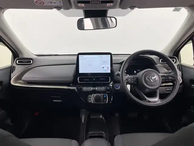 トヨタ アクア Z 群馬県 2021(令3)年 4.4万km ブラックマイカ ディスプレイオーディオ/Bluetooth/オートライト/LEDヘッドライト/バックカメラ/レーダークルーズコントロール/革巻きステアリング/AC100V/nanoeX/電動格納ミラー/プッシュスタート/スマートキー/純正フロアマット/純正ドアバイザー/前後クリアランスソナー/オートマチックハイビーム/衝突被害軽減システム
