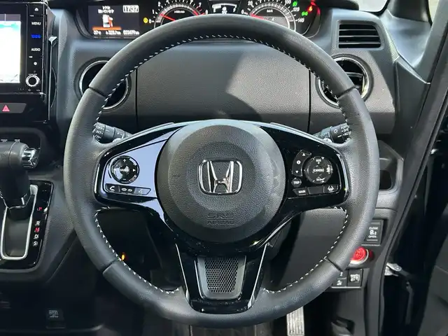 ホンダ Ｎ ＢＯＸ カスタム L ターボ 静岡県 2022(令4)年 2.4万km クリスタルブラックパール ワンオーナー　/・純正8インチナビ　/・フルセグTV /・Bluetooth接続　/・DVD再生　/・USB入力端子　/ホンダセンシング　/両側パワスラ　/プッシュスタート　/スマートキー　/スペアキー/電動パーキングブレーキ/オートブレーキホールド/ベンチシート/ハーフレザー/前席シートH　/ETC2.0　/前後ドラレコ/取扱説明書/保証書