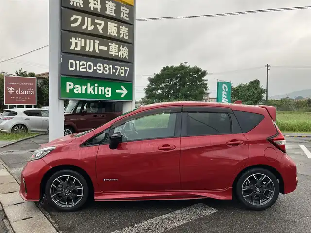日産 ノート e－パワー ニスモ 広島県 2017(平29)年 8.7万km ガーネットレッド エマージェンシーブレーキ/純正ディーラーナビ/アラウンドビューモニター/デジタルインナーミラー/LEDオートライト/フルセグTV/Bluetooth/nismo専用シート/インテリキー/新車保証書/取扱説明書/スペアキー