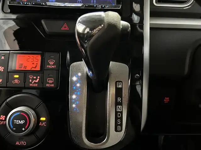 ダイハツ タント カスタム X 埼玉県 2013(平25)年 5.9万km プラムブラウンクリスタルマイカ フルタイム4WD/グリルイルミネーション/片側パワースライドドア/ETC/前方ドライブレコーダー　HDR-101/オートLEDライト/フォグランプ/シガーソケット/純正フロアマット/純正ドアバイザー/社外14インチAW/アイドリングストップ/車両/ナビ取扱説明書/保証書