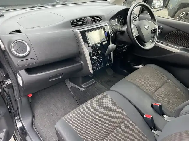 日産 デイズ ハイウェイスター Vセレ +Safty 岩手県 2014(平26)年 8.1万km ブラック 社外メモリーナビ/（フルセグTV/CD/DVD/Bluetooth）/アラウンドビューモニター/フォグライト/電動格納ミラー/シートヒーター/フォグライト/14インチアルミ/ETC/アイドリングストップ