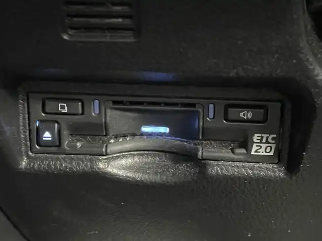 トヨタ ノア ハイブリッド S－G 茨城県 2023(令5)年 4.3万km メタルストリームM 純正ナビ/・バックカメラ/・フルセグテレビ/・Bluetooth接続/・USB入力端子/ETC/ドライブレコーダー/両側パワースライドドア/コーナーセンサー/ABS/レーンアシストキープ/横滑り防止装置/盗難防止装置/LEDヘッドライト/・オートライト/・オートマティックハイビーム