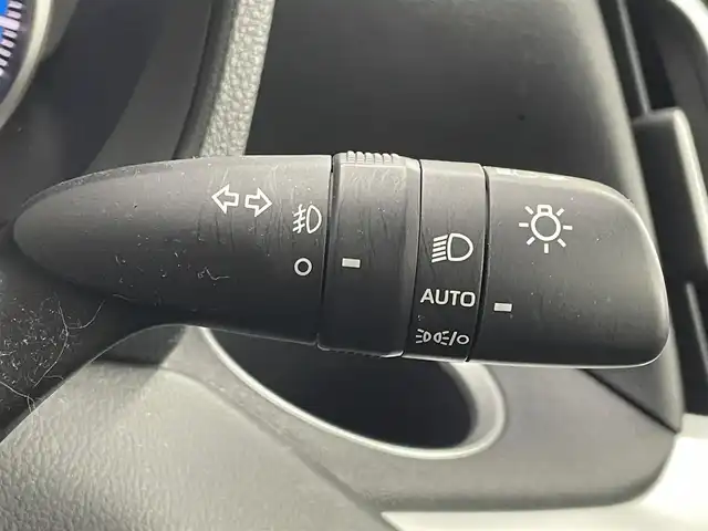 トヨタ ノア ハイブリッド S－G 茨城県 2023(令5)年 4.3万km メタルストリームM 純正ナビ/・バックカメラ/・フルセグテレビ/・Bluetooth接続/・USB入力端子/ETC/ドライブレコーダー/両側パワースライドドア/コーナーセンサー/ABS/レーンアシストキープ/横滑り防止装置/盗難防止装置/LEDヘッドライト/・オートライト/・オートマティックハイビーム