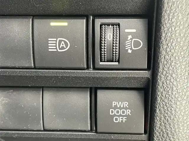 トヨタ ノア ハイブリッド S－G 茨城県 2023(令5)年 4.3万km メタルストリームM 純正ナビ/・バックカメラ/・フルセグテレビ/・Bluetooth接続/・USB入力端子/ETC/ドライブレコーダー/両側パワースライドドア/コーナーセンサー/ABS/レーンアシストキープ/横滑り防止装置/盗難防止装置/LEDヘッドライト/・オートライト/・オートマティックハイビーム