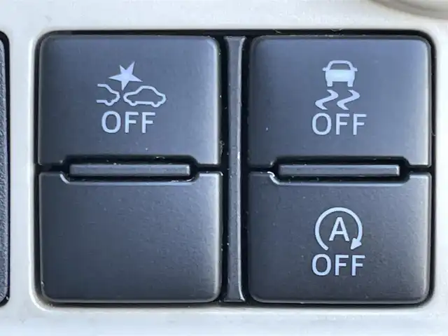 ダイハツ ムーヴ キャンバス G メイクアッフ SA Ⅱ 香川県 2016(平28)年 6.8万km パールホワイトⅢ/ファインミントメタリック 2トーン スマートアシストII/・衝突警報機能　/・衝突回避支援ブレーキ機能　/・誤発進抑制制御機能　/・車線逸脱警報機能/・先行車発進お知らせ機能/純正ＳＤナビ【NSZN-W67D】/(Bluetooth/)/フルセグTV/バックカメラ　/両側電動ドア　/ＬＥＤヘッドライト　/ＬＥＤフォグライト　/オートライト　/コーナーセンサー/純正フロアマット/スマートキー/スペアキー/プッシュスタート