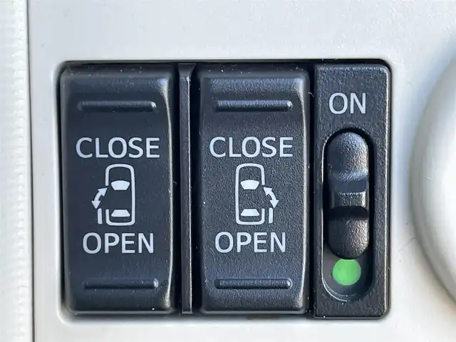 ダイハツ ムーヴ キャンバス G メイクアッフ SA Ⅱ 香川県 2016(平28)年 6.8万km パールホワイトⅢ/ファインミントメタリック 2トーン スマートアシストII/・衝突警報機能　/・衝突回避支援ブレーキ機能　/・誤発進抑制制御機能　/・車線逸脱警報機能/・先行車発進お知らせ機能/純正ＳＤナビ【NSZN-W67D】/(Bluetooth/)/フルセグTV/バックカメラ　/両側電動ドア　/ＬＥＤヘッドライト　/ＬＥＤフォグライト　/オートライト　/コーナーセンサー/純正フロアマット/スマートキー/スペアキー/プッシュスタート