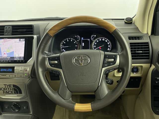 トヨタ ランドクルーザー プラド TX 鹿児島県 2019(令1)年 3.2万km ホワイトパールクリスタルシャイン ALPINE９型ナビ/（FM・AM/CD・DVD/BT/TV）/ALPINEスピーカー/バックカメラ/パーキングセンサー/社外フロアマット/リフトアップ/ETC/LDA/PCS/ACC/LEDヘッドライト/社外AW/フルセグTV/ホワイトレタータイヤ