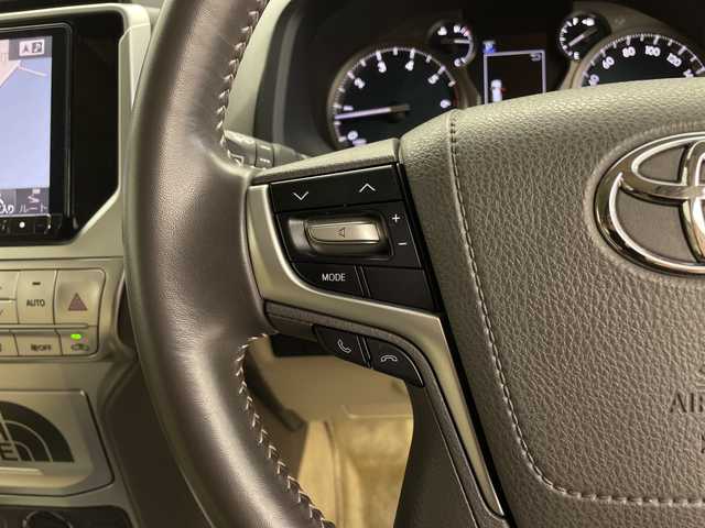 トヨタ ランドクルーザー プラド TX 鹿児島県 2019(令1)年 3.2万km ホワイトパールクリスタルシャイン ALPINE９型ナビ/（FM・AM/CD・DVD/BT/TV）/ALPINEスピーカー/バックカメラ/パーキングセンサー/社外フロアマット/リフトアップ/ETC/LDA/PCS/ACC/LEDヘッドライト/社外AW/フルセグTV/ホワイトレタータイヤ