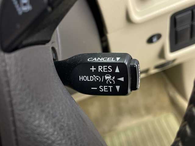 トヨタ ランドクルーザー プラド TX 鹿児島県 2019(令1)年 3.2万km ホワイトパールクリスタルシャイン ALPINE９型ナビ/（FM・AM/CD・DVD/BT/TV）/ALPINEスピーカー/バックカメラ/パーキングセンサー/社外フロアマット/リフトアップ/ETC/LDA/PCS/ACC/LEDヘッドライト/社外AW/フルセグTV/ホワイトレタータイヤ