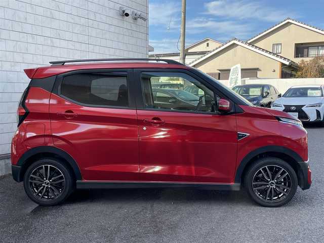 三菱 ｅＫクロス ＥＶ G 大分県 2023(令5)年 3.2万km レッドメタリック ワンオーナー/社外9インチメモリナビ MDV-M909HDL/　　【フルセグ/DVD/BTオーディオ】/全方位カメラ/社外15インチアルミホール/衝突被害軽減システム/イノベーティブペダル オペレーションモード/車線逸脱防止支援機能/電動パーキングブレーキ/ブレーキオートホールド/前後クリアランスソナー/デジタルインナーミラー/ドライブレコーダー/ETC2.0/LEDヘッドライト/オートライト/ヘッドライトレベライザー/レザーステアリング/ハンドルヒーター/チルトステアリング/ステアリングリモコン/前席シートヒーター/運転席シートリフター/エンジンプッシュスタート/ウインカーミラー/リアプライバシーガラス/フロアマット/電動格納ミラー/サイド＆Wエアバッグ/ABS/スマートキー×2/保証書/車両取説/ナビ取説
