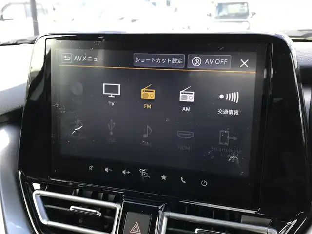 スズキ フロンクス 鳥取県 2024(令6)年 0.6万km パールⅡ ４・W・D/ツートンカラー/ルーフブラック/純正9インチナビ/フルセグ/BT/USB/HDMI/全方位モニター/スズキセーフティサポート/ブラインドスポットモニター/レーンキープアシスト/レーダークルーズコントロール/ヘッドアップディスプレイ/ETC/ハーフレザーシート/前席シートヒーター/置くだけ充電/LEDヘットライト/ハイビームアシスト/純正16インチアルミホイール/プッシュエンジンスタート/アイドリングストップ/スマートキー/フロアマット