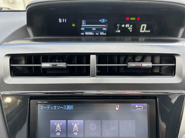 トヨタ プリウス α S Lセレクション 青森県 2015(平27)年 9.3万km アティチュードブラックマイカ ワンオーナー/モデリスタエアロ(フロント/サイド/リア)/純正ナビ(BT/フルセグ/DVD/CD/ラジオ)/ミラー型前後ドライブレコーダー/LEDヘッドライト/LEDフォグライト/リヤフォグライト/バックカメラ/ビルトインETC/社外エンジンスターター/ヘッドライトレベライザー/寒冷地仕様/電動格納ミラー/スペアキー/冬タイヤ積込み/新車時保証書/取扱説明書