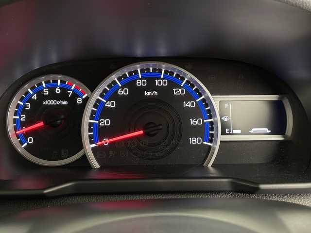 トヨタ ルーミー カスタムG 長野県 2022(令4)年 1.3万km ブラックマイカメタリック 4WD/純正SDナビ/Bluetooth／CD／フルセグTV/バックカメラ/両側パワスラ/衝突被害軽減システム/横滑り防止装置/レーンキープアシスト/純正14インチAW/純正フロアマット/冬タイヤのみ4本積込/2列目サンシェード/オートハイビーム/前後コーナーセンサー/ステアリングスイッチ/LEDヘッドライト/LEDフォグライト/スマートキー/スペアキー1本