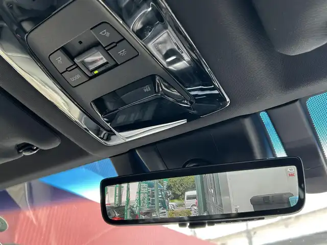 トヨタ ハリアー Z レザーパッケージ 神奈川県 2021(令3)年 6.2万km ホワイトパールクリスタルシャイン 純正メモリナビ/フルセグ/BT/USB/JBLサウンド/パノラミックビューモニター/デジタルインナーミラー/レーダークルーズコントロール/プリクラッシュセーフティ/クリアランスソナー/ブラインドスポットモニター/リヤクロストラフィックアラート/レーントレーシングアシスト/レザーシート/パワーシート/シートヒーター/エアシート/純正19インチアルミ/パワーバックドア/前後ドラレコ/ETC2.0/プッシュスタート/スマートキー×2/取説保証書