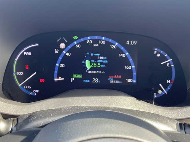 トヨタ ヤリスクロス ハイブリッド Z 静岡県 2021(令3)年 3.6万km ホワイトパールクリスタルシャイン ワンオーナー/ディスプレイオーディオ/Bluetooth/全周囲カメラ/セーフティセンス/レーダークルーズコントロール/パワーバックドア/オートハイビーム/シートヒーター/ステアリングヒーター/2.0ETC/スマートキー/スペアキー/保証書/取説