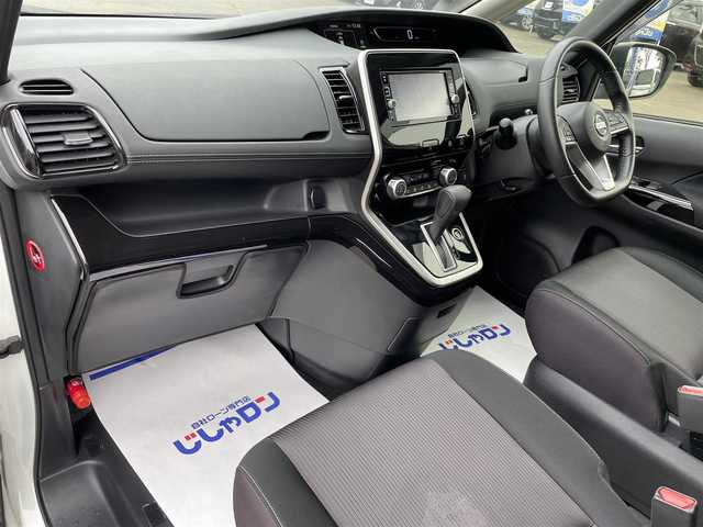 日産 セレナ ハイウェイスター 宮城県 2016(平28)年 13.6万km ブリリアントホワイトパール (株)IDOMが運営する【じしゃロン仙台店】の自社ローン専用車両になりますこちらは現金またはオートローンご利用時の価格です。自社ローンご希望の方は別途その旨お申付け下さい/両側パワースライドドア/SDナビ/フルセグ/Bluetooth/アラウンドビューモニター/後席モニター/ETC/コーナーセンサー/LEDヘッドライト