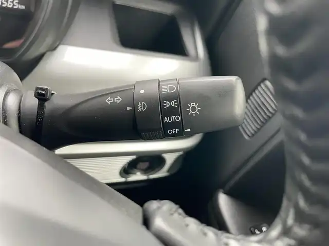 スズキ スペーシア ギア HYBRID XZ 千葉県 2020(令2)年 11.1万km アクティブイエロー/ガンメタリック2トーン (株)IDOMが運営する【じしゃロン八千代店】の自社ローン対象車両になります。こちらは現金またはオートローンご利用時の価格です。自社ローンご希望の方は別途その旨お申付け下さい/純正ナビ（CN-RZ753W）/・CD/DVD/・Bluetooth接続/・フルセグTV/バックカメラ/全方位カメラ/ETC/両側パワースライドドア/ステアリングリモコン/デュアルセンサーブレーキサポート/HUD/D/N席シートヒーター/LEDヘッドライト/フォグランプ/プッシュスタート/スマートキー/ウインカーミラー/ドアバイザー