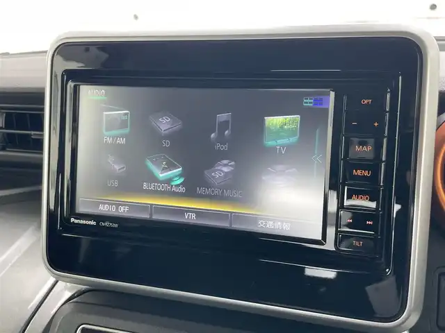 スズキ スペーシア ギア HYBRID XZ 千葉県 2020(令2)年 11.1万km アクティブイエロー/ガンメタリック2トーン (株)IDOMが運営する【じしゃロン八千代店】の自社ローン対象車両になります。こちらは現金またはオートローンご利用時の価格です。自社ローンご希望の方は別途その旨お申付け下さい/純正ナビ（CN-RZ753W）/・CD/DVD/・Bluetooth接続/・フルセグTV/バックカメラ/全方位カメラ/ETC/両側パワースライドドア/ステアリングリモコン/デュアルセンサーブレーキサポート/HUD/D/N席シートヒーター/LEDヘッドライト/フォグランプ/プッシュスタート/スマートキー/ウインカーミラー/ドアバイザー