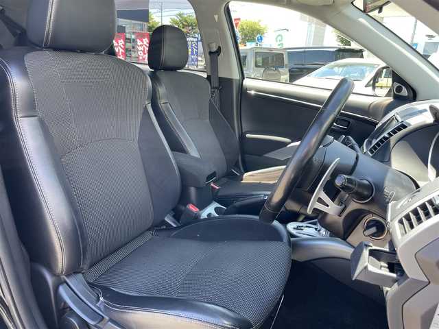 三菱 アウトランダー 24G ROADEST 新潟県 2011(平23)年 9.7万km アメジストブラック ４ｗｄ/バックカメラ/ウィンカーミラー/ドアバイザー/ETC/純正フロアマット